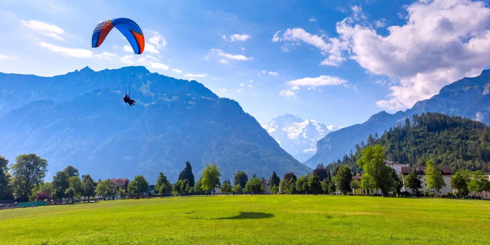 Paragliding